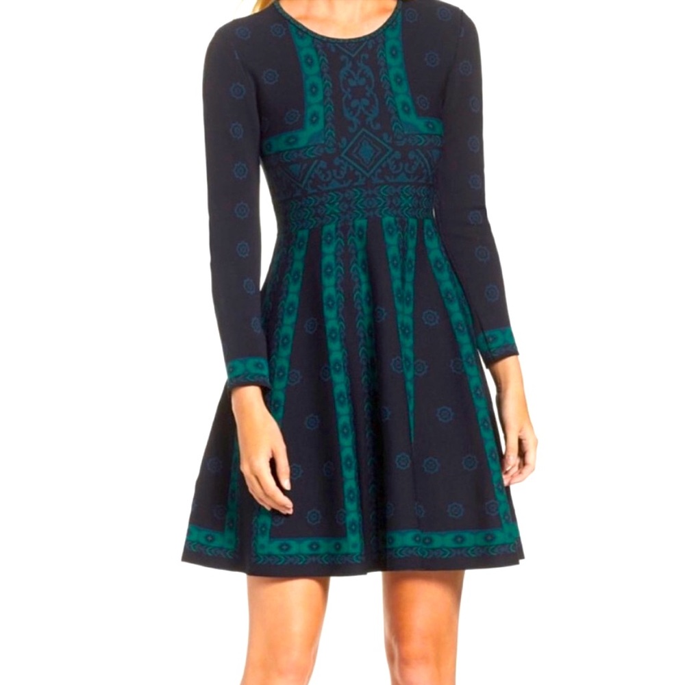 Eliza J fit & flare green & black womens petite small dress knit long sleeve